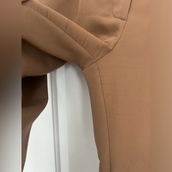 beige A&F tailored trouser - Picture 4 of 6